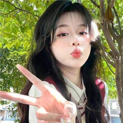 迎风而立的狮子